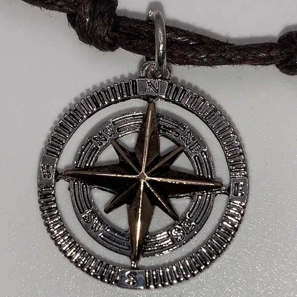 Colgante Brújula Estilo Surf Cuero Acero Inoxidable 22" Totalmente Nuevo Foto 2 de 3