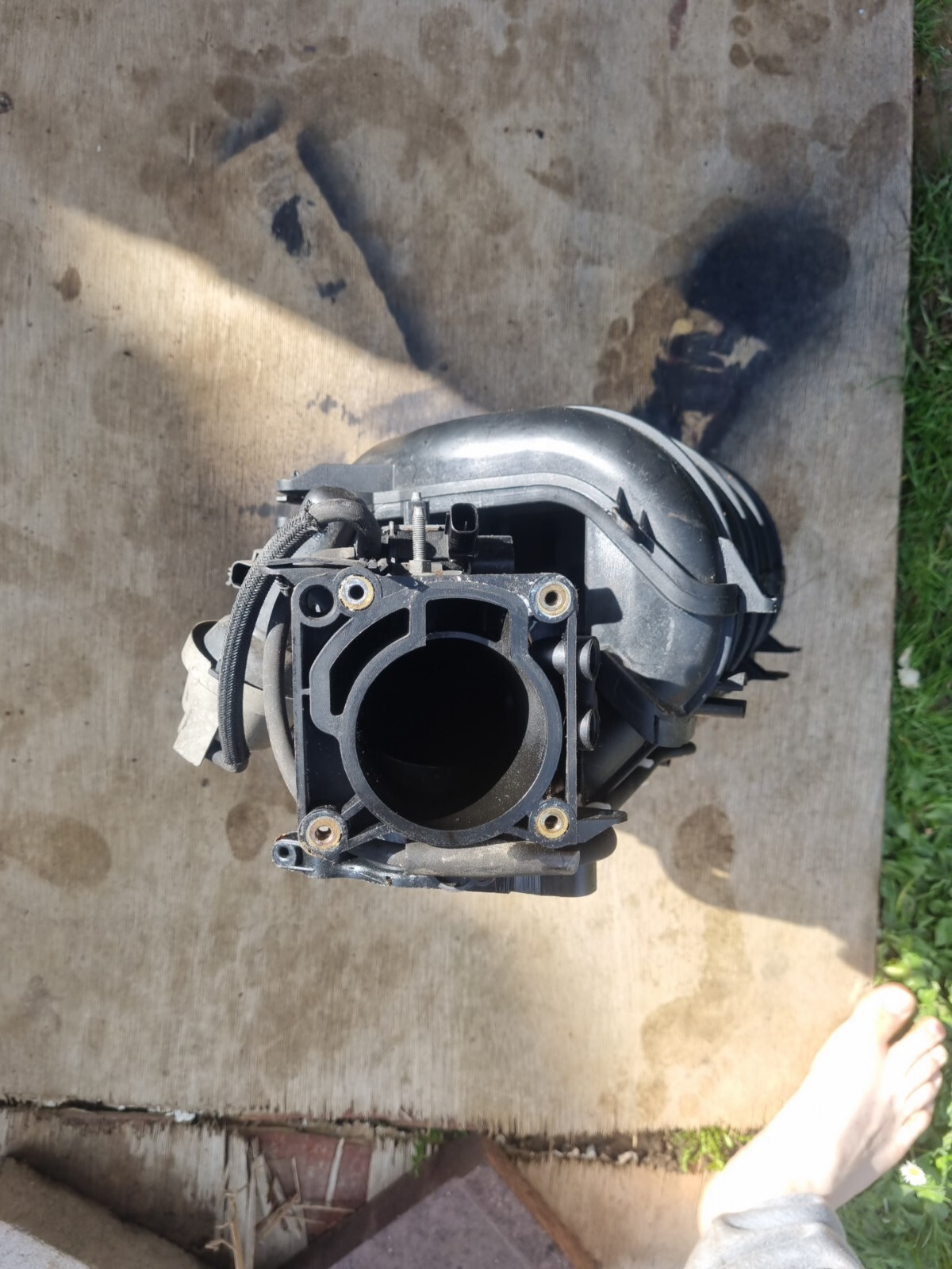 Genuine Ford Fiesta St 150 2.0 Petrol Engine Inlet Manifold 2005 