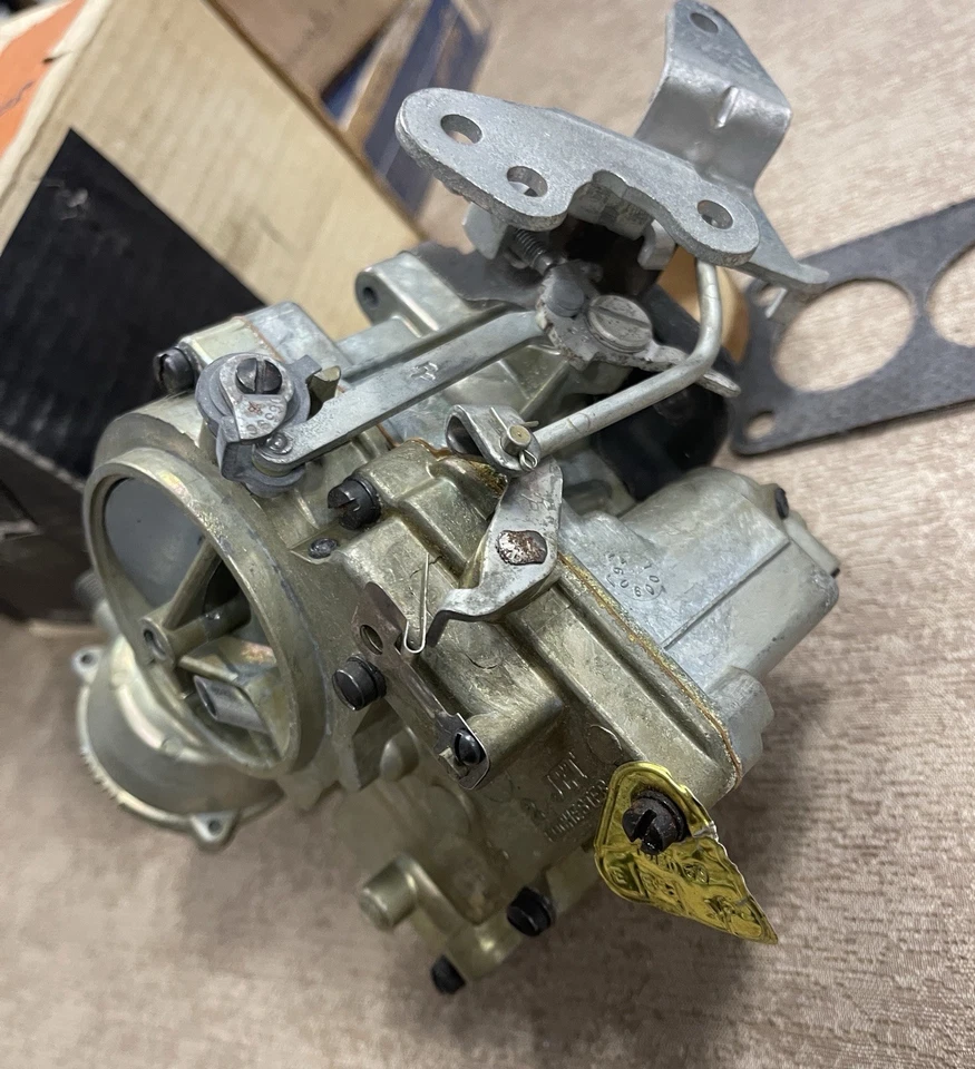 Nuevo de Lote Antiguo Pontiac Rochester 1959 Carburador 2 Jet 420 E Tempest Opción Hid. Foto 4 de 4