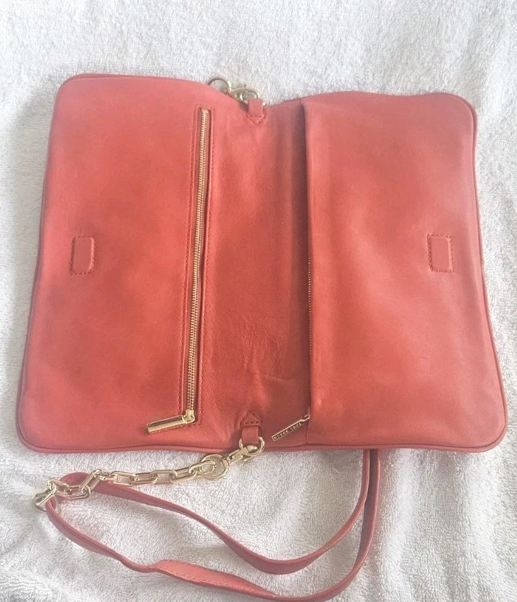 Tory Burch Reva Red Leather Detachable Chain Link Shoulder Bag/Crossbody/Clutch  - Image 4 of 4