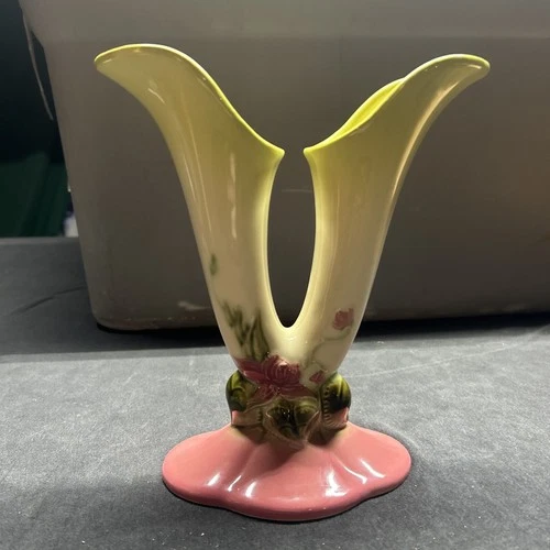Vintage Hull Woodland Pink Chartreuse Green Cala Lily Art Pottery Vase W15 USA