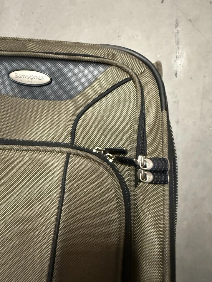 Samsonite 24" Softside Expandable Spinner Luggage Suitcase Carry On | Brown - Image 3 of 4