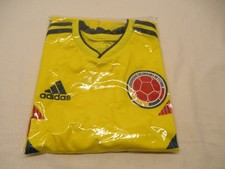 Brand New Adidas Men s Federacion Colombiana De Futbol Jersey - Size Small