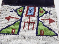 VINTAGE 1920s PLAINS BEADED DAKOTA INDIAN LADIES TOBACCO BAG - NICE SPIDER LINES