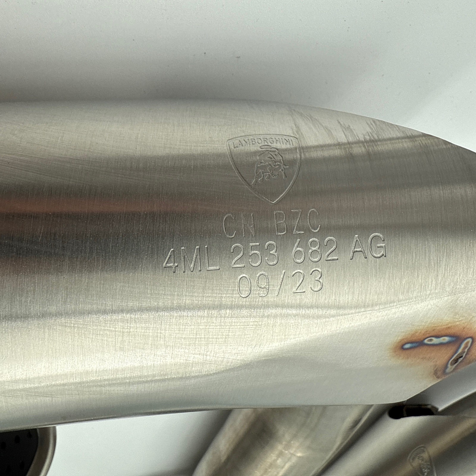 Lamborghini Urus Stainless Steel Exhaust Tips 4ML253681AG/AF 4ML253682AG/AF OEM