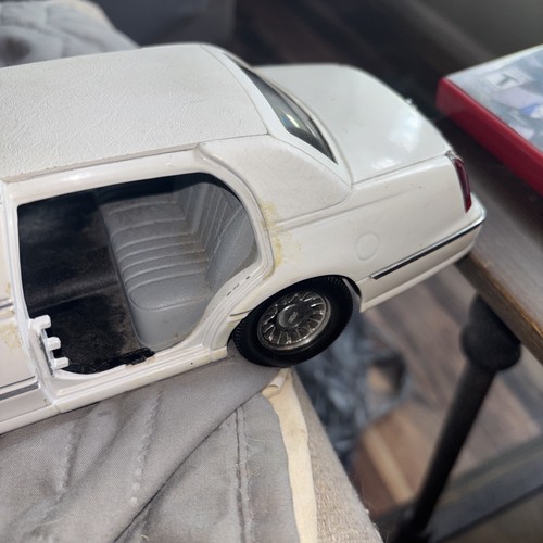 Sun Star 1999 Lincoln Town Car Stretch Limousine scala 1:18 pressofuso 2001 #burl - Foto 11 di 12
