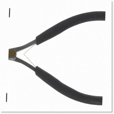 Slim semi-flush cutter for precise jewelry making