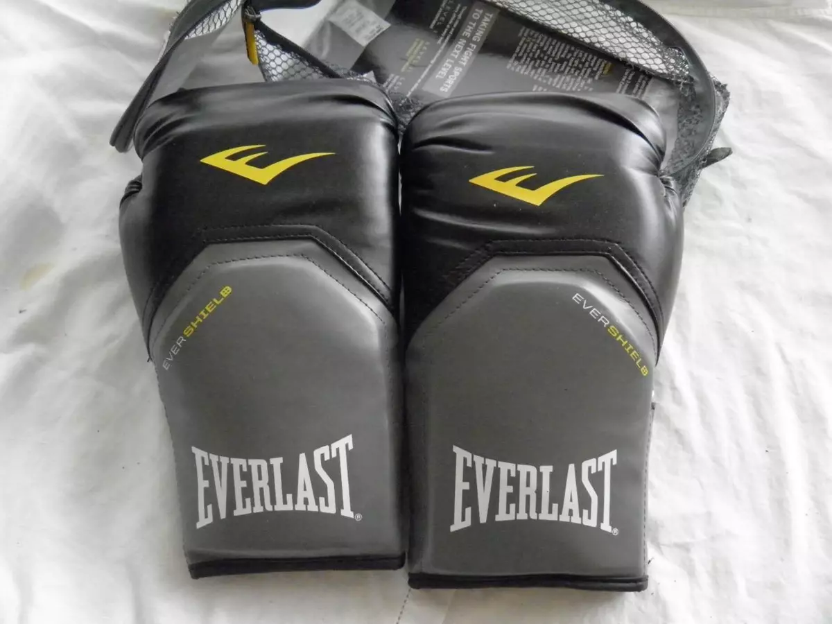 Elite 2 Boxing Gloves