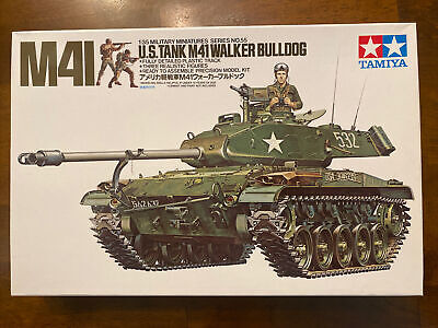 Tamiya 35055 1/35 scale kit U.S M41 Walker Bulldog.