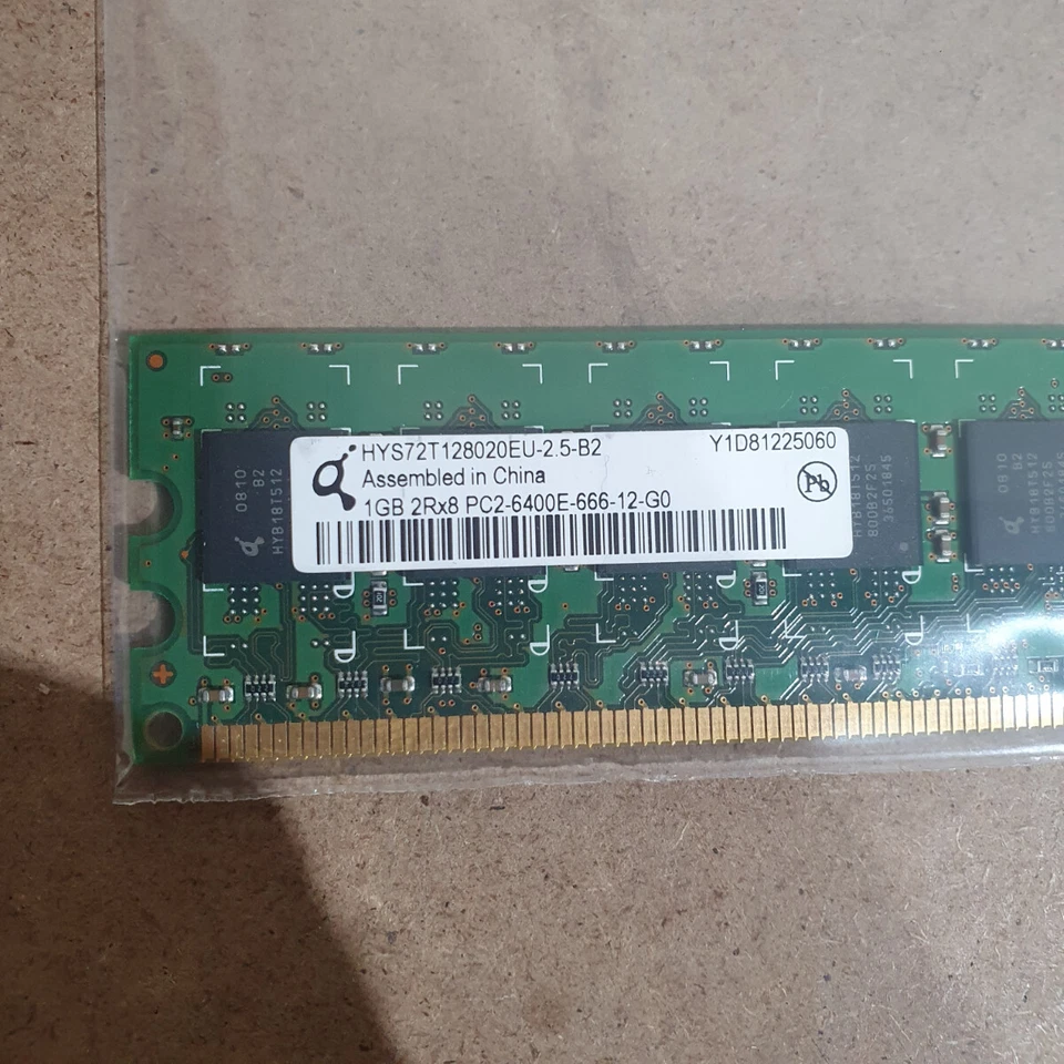 Qimonda HYS72T128020EU-2.5-B2 1GB 2Rx8 PC2-6400 DDR2-800 DIMM 240-Pin ECC SDRAM - Image 2 of 4