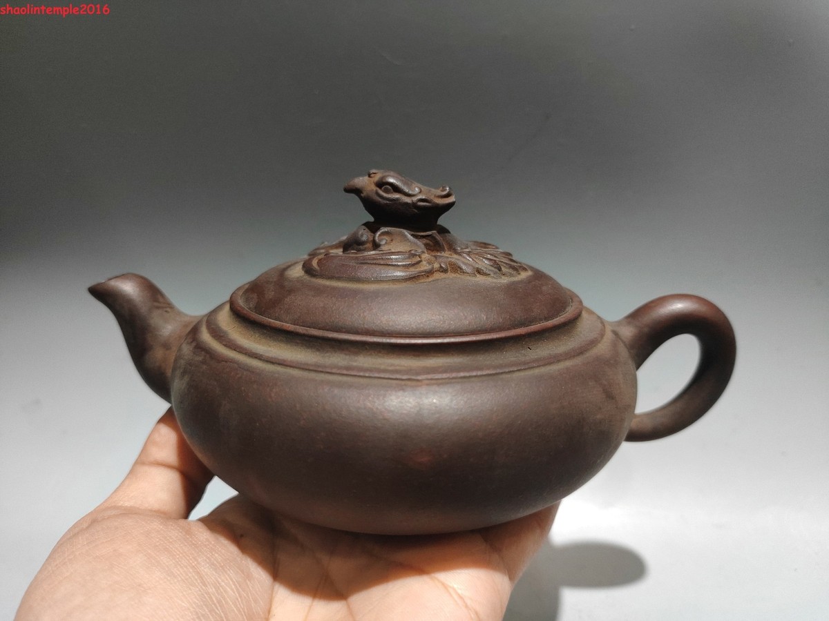 7.6''Old Chinese Yixing Zisha Exquisite purple clay teapot Marke