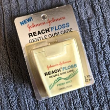 Vintage Johnson & Johnson Reach Floss Gentle Gum Care Fresh Mint 1995 NOS Sealed