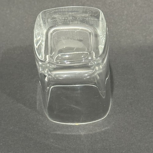 The Houses of Parliament Souvenir Shot Glass Etched London Souvenir Britain - Picture 6 of 9