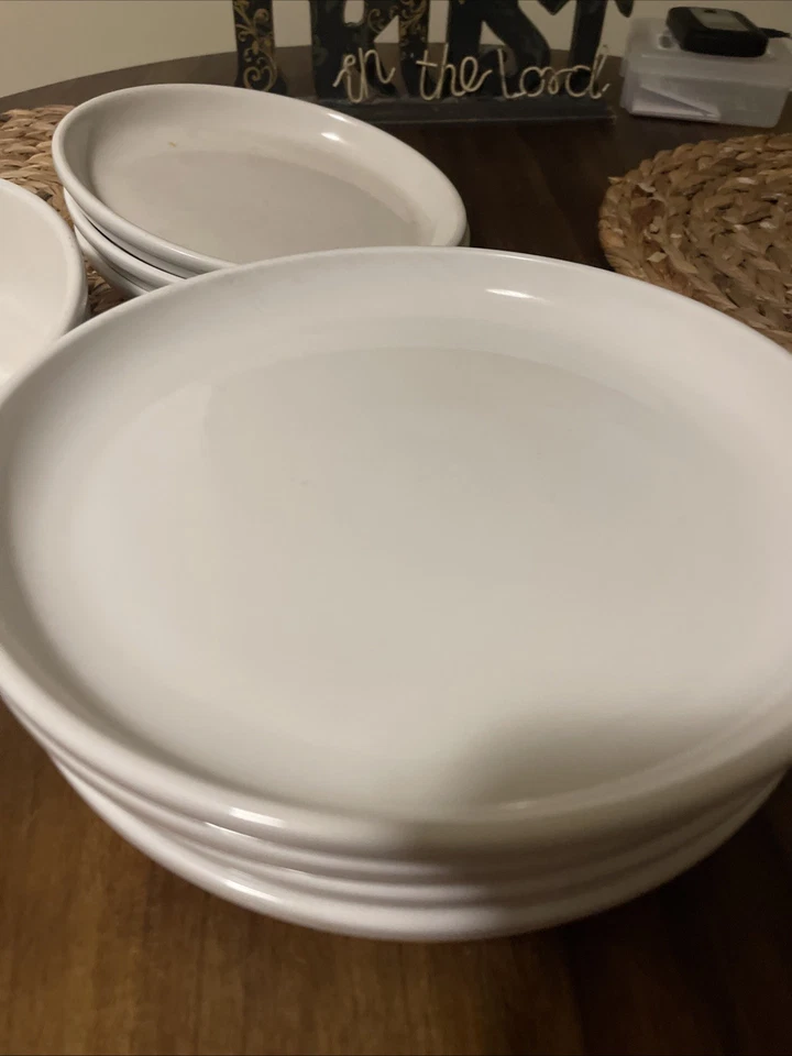 13 Pcs  Crate & Barrel Culinary Arts White 3 Salad 4 Dinner Plates &bowl Coffee - Image 4 of 4