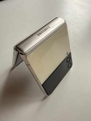 Samsung Z Flip 3 5G 256GB Speicher 8GB RAM