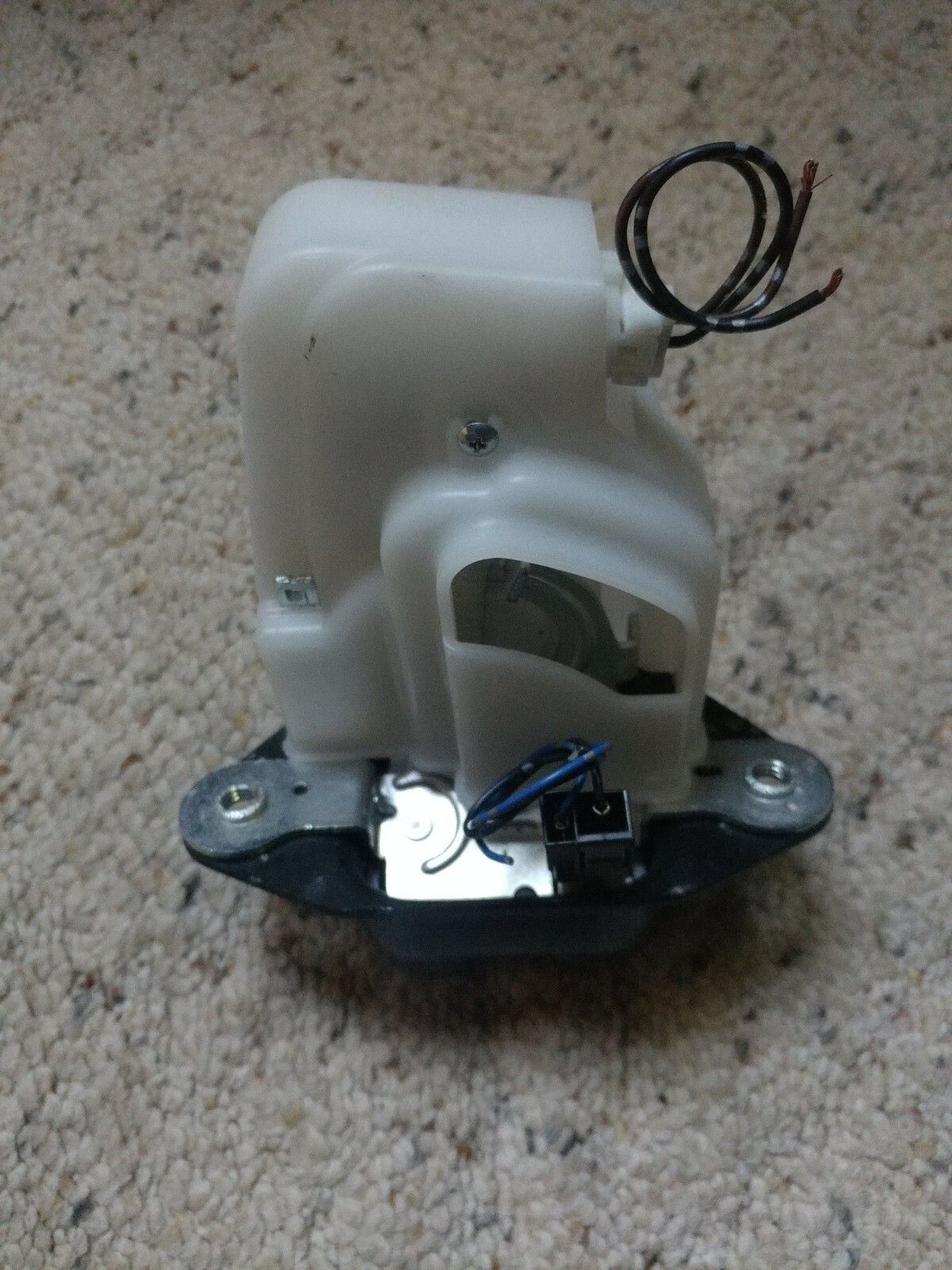ACURA RDX 2008 REAR TAILGATE HATCH LOCK LATCH ACTUATOR 74800-SMG-E01 ACURA RDX 2008 REAR TAILGATE HATCH LOCK LATCH ACTUATOR 74800-SMG-E01