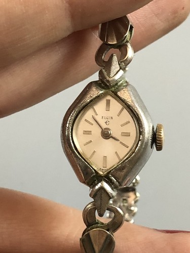 Vintage Ladies ELGIN Swiss Made Manual 