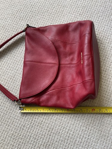 Vera Bradley Alexa Cartera de Cuero Rojo Correa para el Hombro Forro Estampado Floral - Imagen 17 de 18