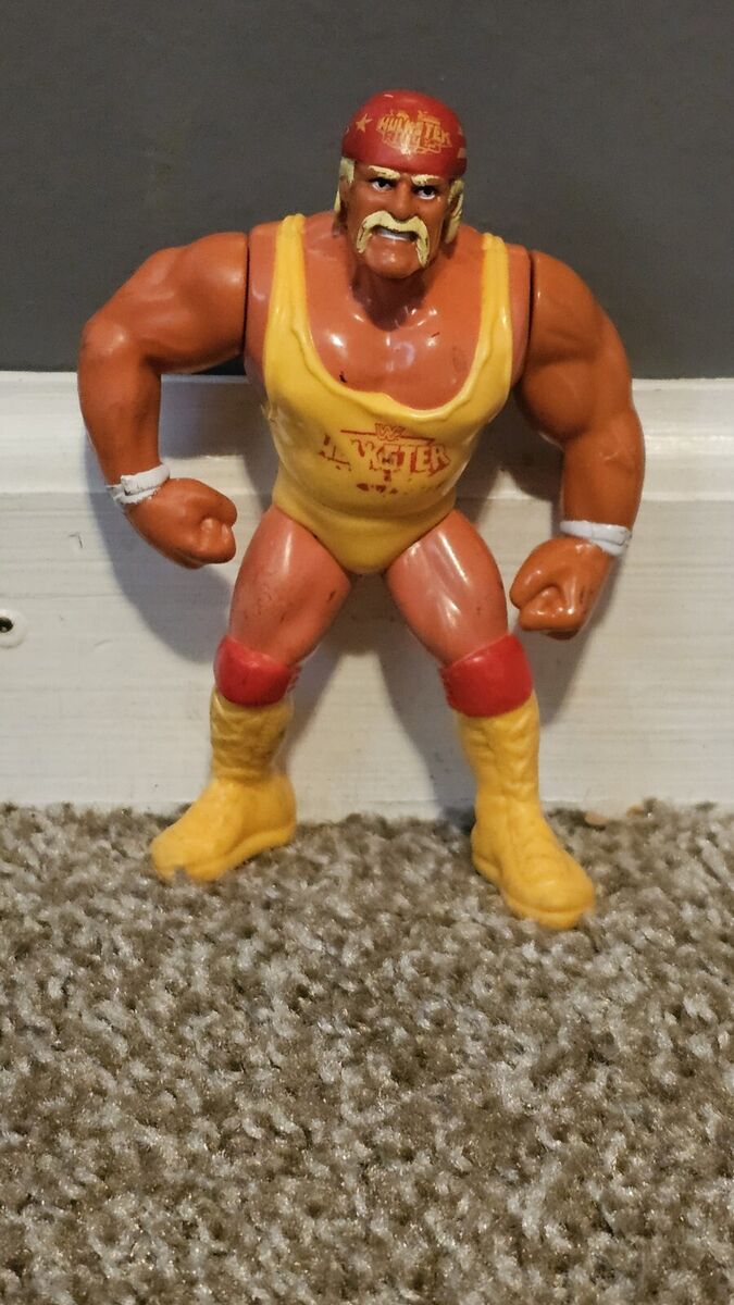 wwf HULK HOGAN SERIES 3 wrestling HASBRO figure BLUE CARD wwf HULK HOGAN SERIES 3 wrestling HASBRO figure BLUE CARD