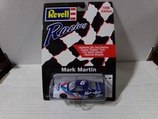 Revell Mark Martin 6 Valvoline Blue 1:64 Scale 062821DMT2