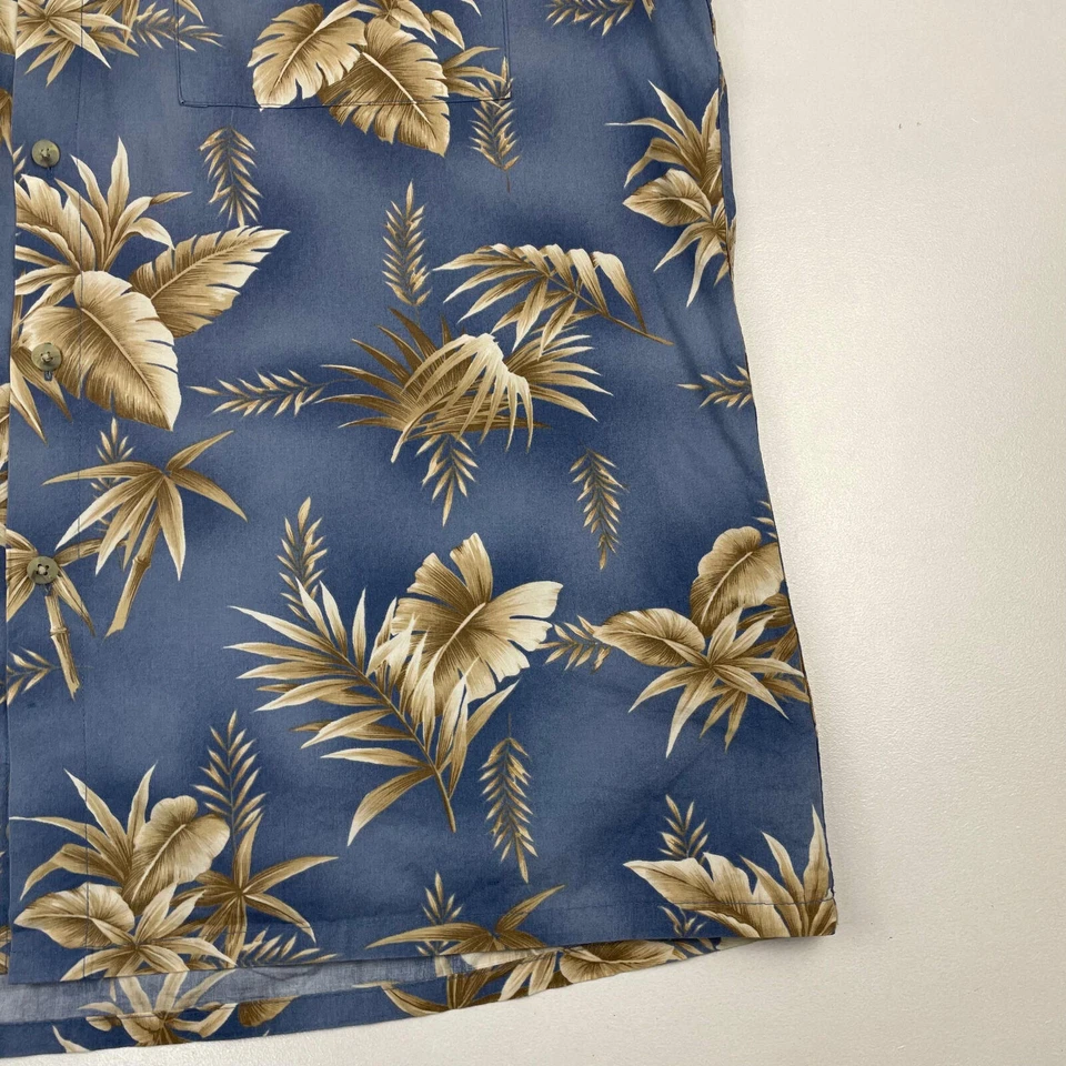 PIERRE CARDIN Blue Floral Hawaiian Shirt , Size L - Image 4 of 4