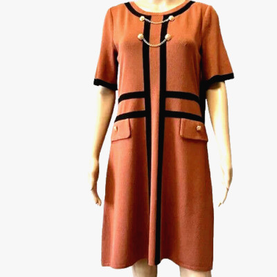 NWT $220 Ming Wang Gold Button Detail Contrast Trim  Soft Knit Dress Sz S Brown