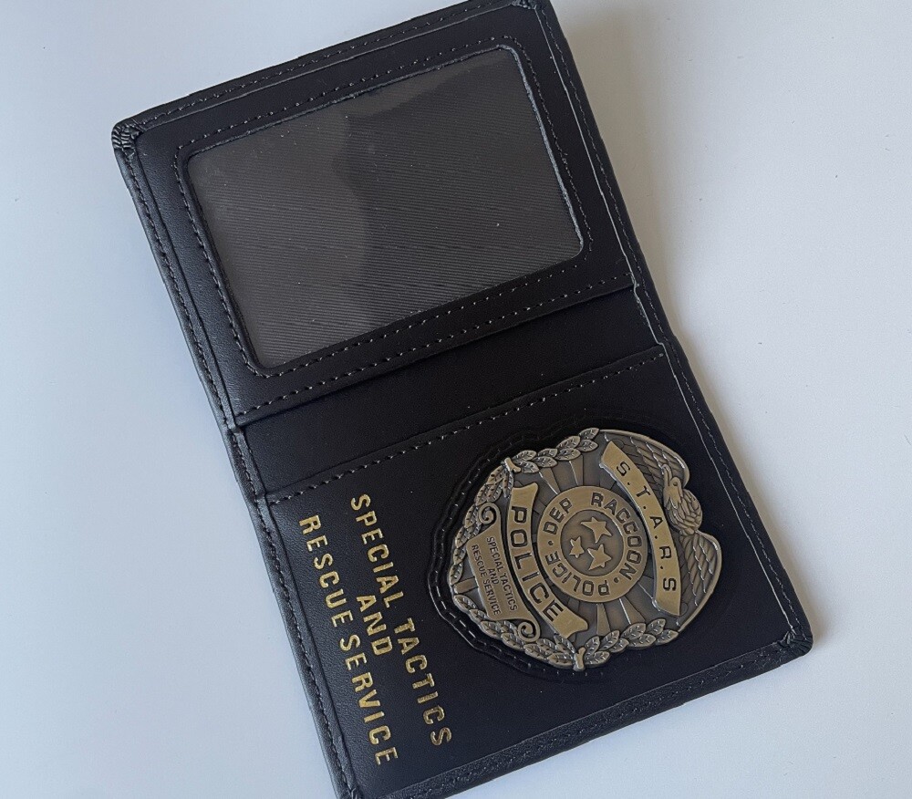 resident evil card sleeves Resident Evil: The Board Game (2023) Card Sleeve Kit