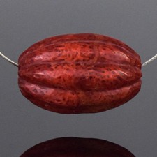 Perle Ovale en Corail Éponge Rouge Sculptée, 15x10mm, 1,67g (1 Pièce)