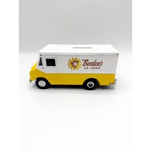 Ertl Collectibles Borden’s Ice Cream Truck Metal Bank 1996 Vintage 6” RARE