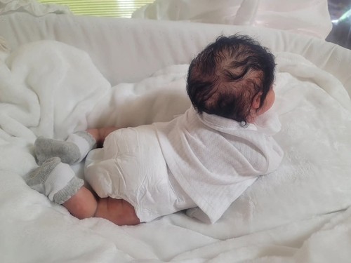 SELTENE SOLE Reborn Baby Puppe Isabella, Nikki Johnston von LUNARLULLABABIES Biracial - Bild 18 von 24