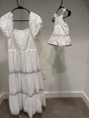 Mommy And Me White Floral Trimmed Easter Dresses Size 8 Women And Size 12 Month | eBay Mommy And Me White Floral Trimmed Easter Dresses Size 8 Women And Size 12 Month | eBay