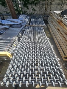 Expandable Roller Conveyor Flexible Roller Conveyor, Adjustable.