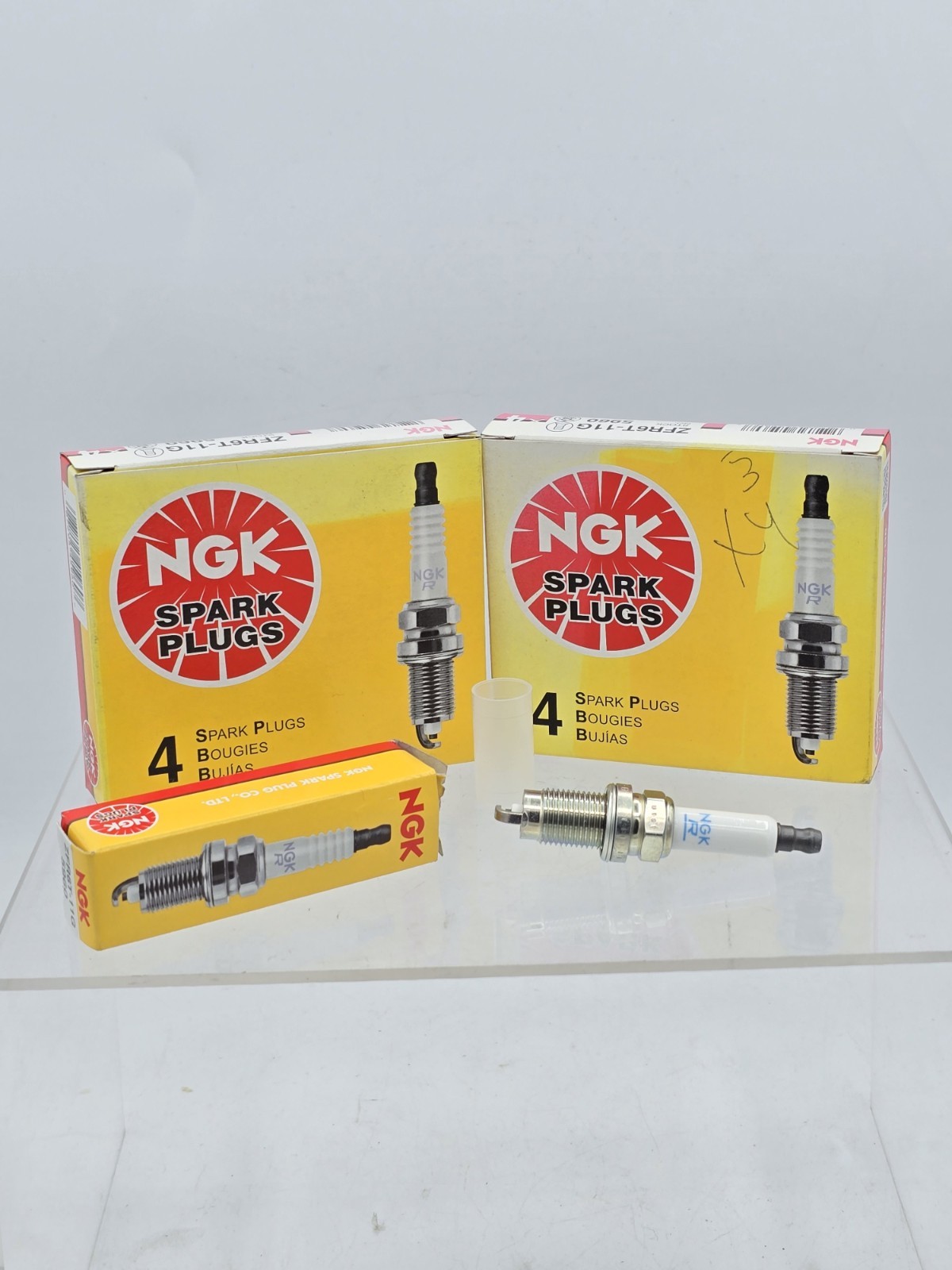8 Pack NGK Standard Spark Plug ZFR6T-11G For VW Jetta 2.0 L4 2011-2015 NOS