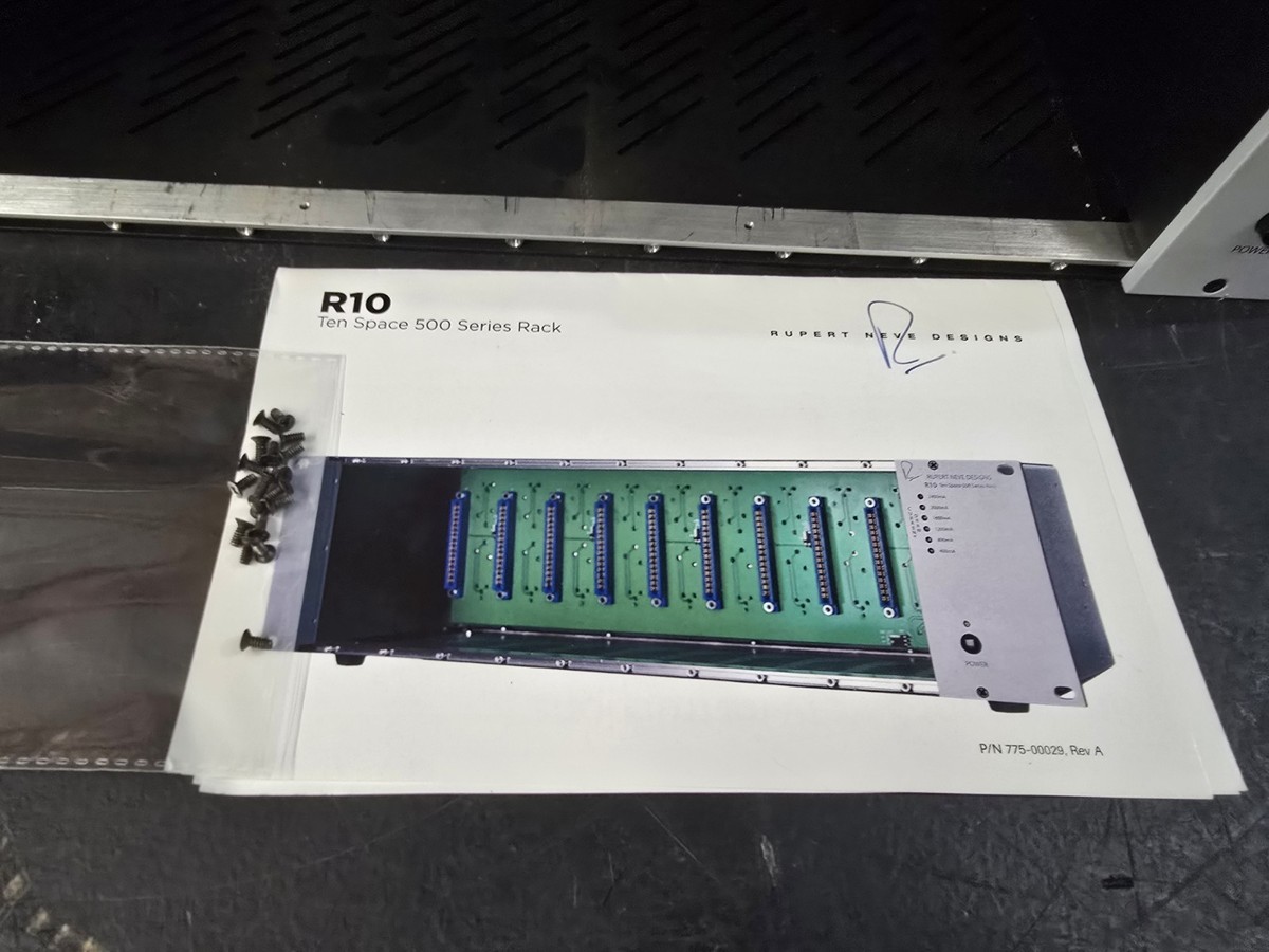 Rupert Neve Designs R10 10-Slot 500 Series Rack | eBay