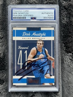 Dirk Nowitzki Signed 2010-11 Panini Classics PSA/DNA Auto Mavericks HOF