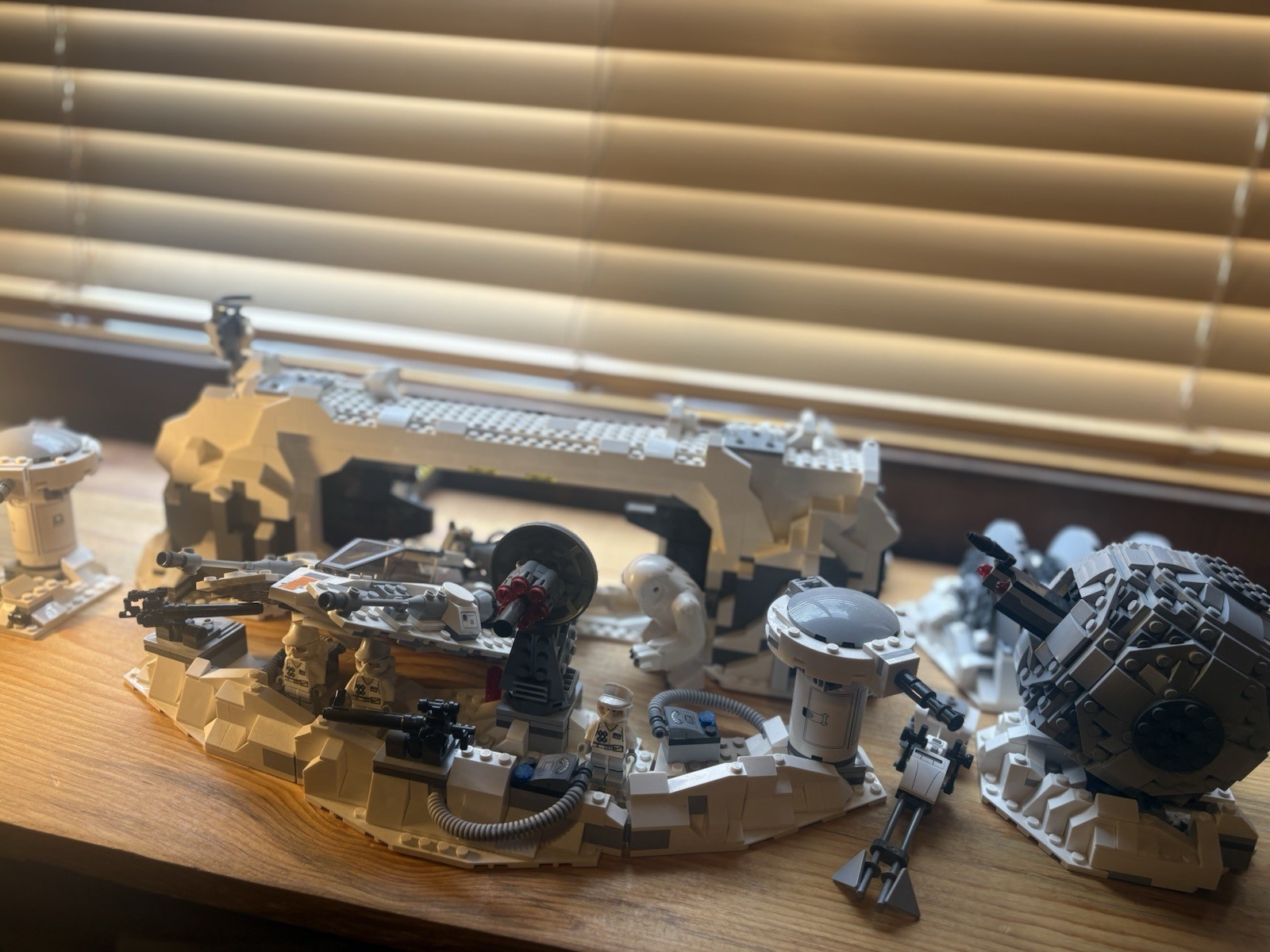 LEGO Star Wars: Assault on Hoth (75098)
