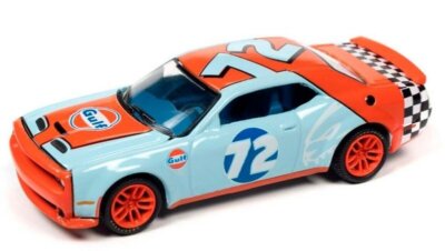 DODGE Challenger Hellcat - #72 - 2019 - GULF - Auto World 1:64