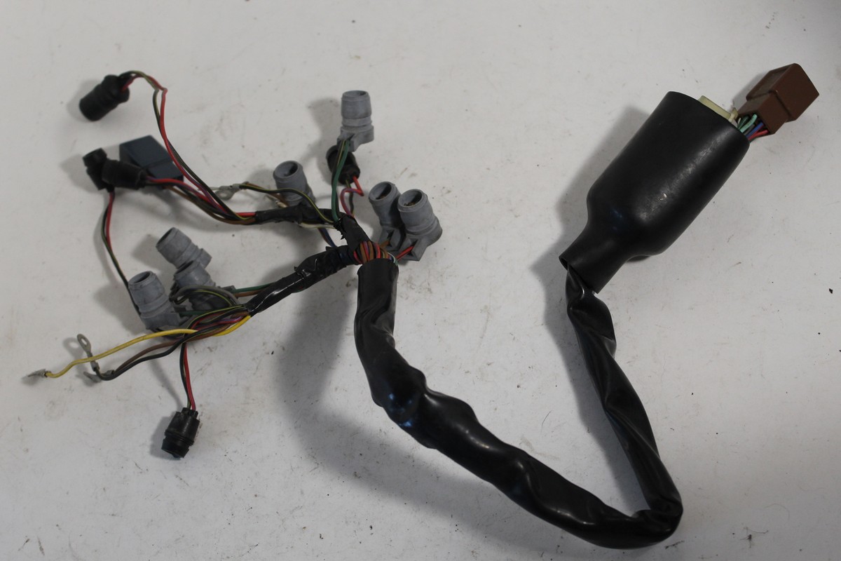 KAWASAKI NINJA ZX900 GAUGE METER INDICATOR PILOT SOCKET WIRE