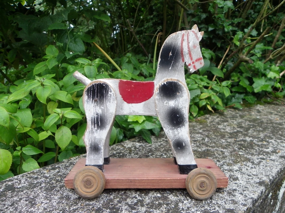 ANCIEN JOUET CHEVAL En Tole A Roulettes Pedales Mobo 1939 EUR 500,00