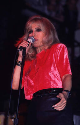 Nancy Sinatra at Nancy Sinatra in Concert at Limelight 1995 at Lim - Old Photo 3