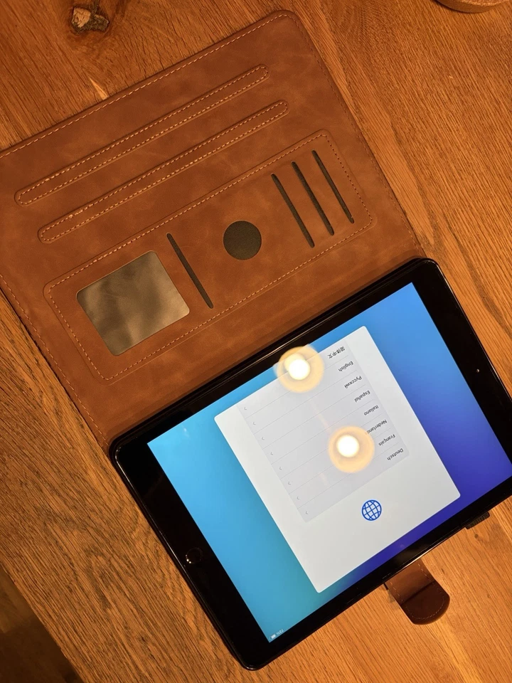 iPad 7. Generation (Modell A2197) 32GB Spacegrau - Bild 3 von 4