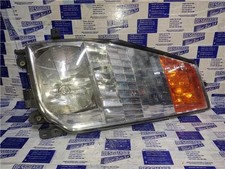 Feu avant (phare) Nissan CABSTAR