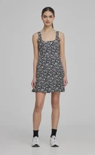 So Women's Juniors Skater Stretch Black Floral Dress Sz M
