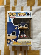 Figura Vinilo Funko Pop Games Sonic With Emerald #284 *Caja de Daños*