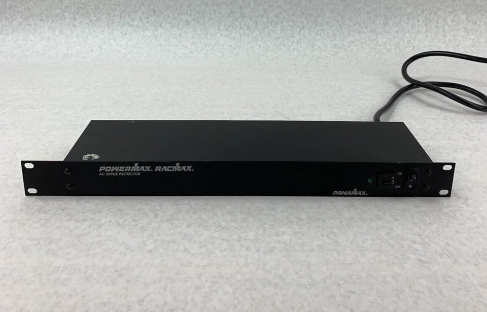PanaMax PowerMaxx RacMax 8 tomas de CA 120 VAC 60 HZ 15 AMPERIOS 330 V supresión Foto 2 de 4