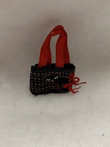 Bratz BABYZ Halloween Personalizado Cloe Cartera Bolso Rojo y Negro Gato  Bolso de hombro | eBay