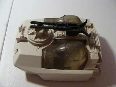MILTON BRADLEY R-1500 ROBOTIX POD W/HATCHES AND GUN