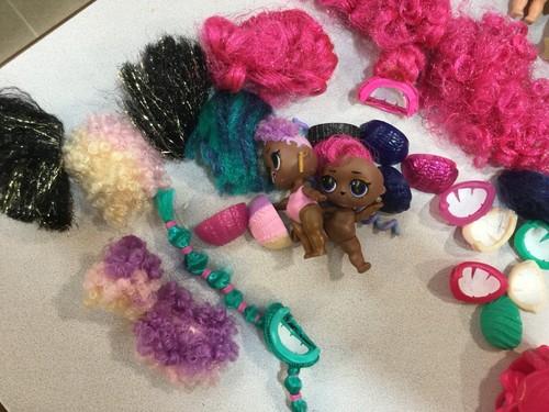 LOL dolls lot of 30 3 inch with storage display carry shelf case LOT - Picture 8 of 13