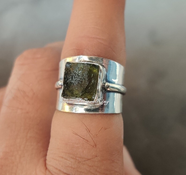 Moldavite Gemstone Ring Beautiful Band Ring Handmade Ring 925 Sterling Silver