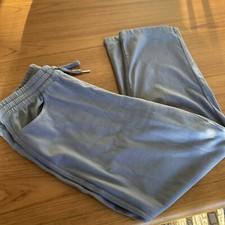 womens Athleta activewear pants, light green, size M